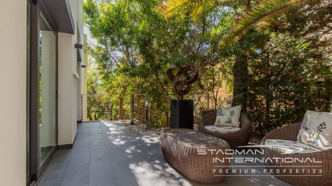 Modern Villa on One Level with Sea Views in Altea La Vella