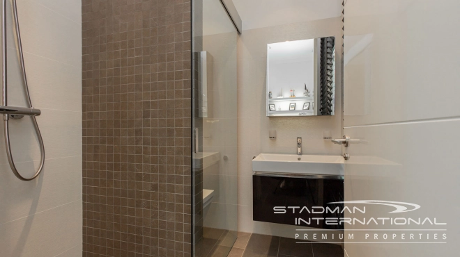 Modern Villa on One Level with Sea Views in Altea La Vella