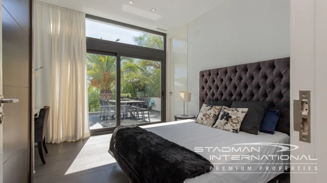 Modern Villa on One Level with Sea Views in Altea La Vella