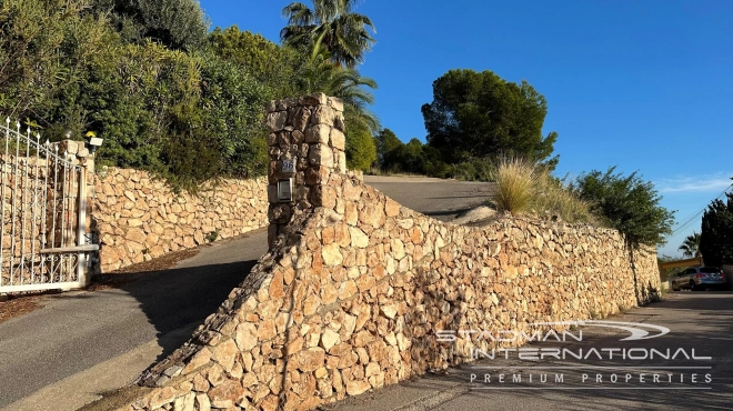 Großes Baugrundstück in Altea mit wunderschönem Meerblick
