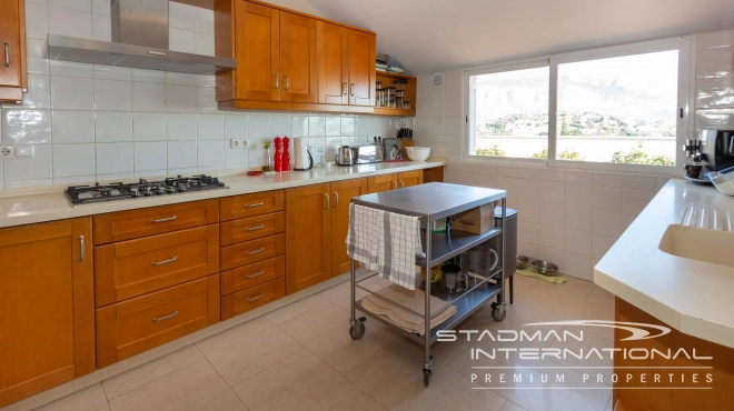 Luksuriøs Penthouse med Panoramahavsutsikt i Altea Sentrum 