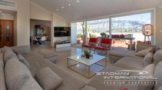 Luksuriøs Penthouse med Panoramahavsutsikt i Altea Sentrum 