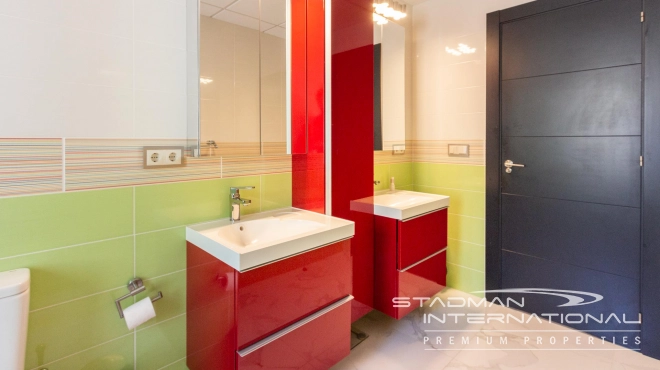 Villa on a Large Domain with Beautiful Views in La Nucia 