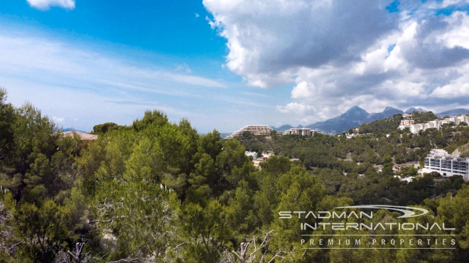 Baugrundstück mit Panoramablick in Altea Hills