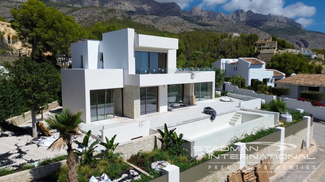 Modern New Build Villa on a Corner Plot with Sea Views