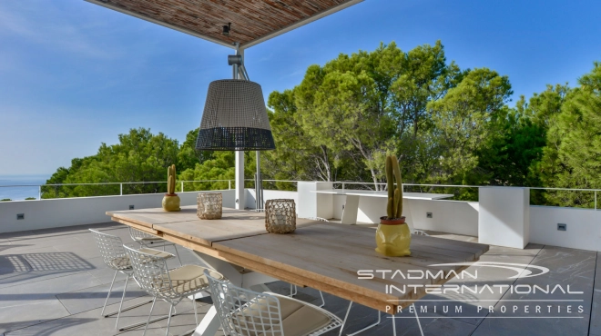 Exceptional Villa with Beautiful Panoramic View and Full Privacy 