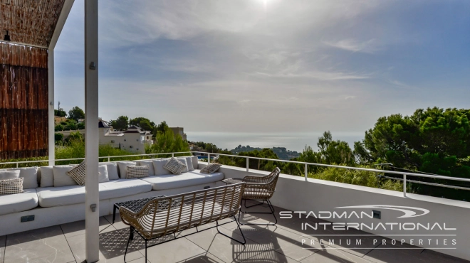 Exceptional Villa with Beautiful Panoramic View and Full Privacy 