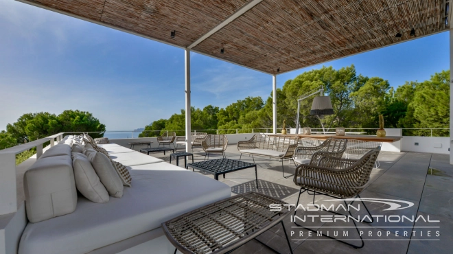 Exceptional Villa with Beautiful Panoramic View and Full Privacy 