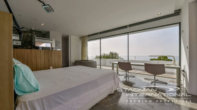 Exceptional Villa with Beautiful Panoramic View and Full Privacy 