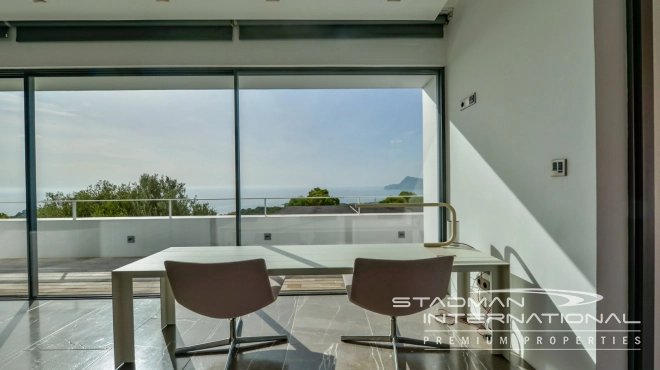 Exceptional Villa with Beautiful Panoramic View and Full Privacy 