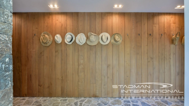 Exceptional Villa with Beautiful Panoramic View and Full Privacy 