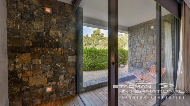 Exceptional Villa with Beautiful Panoramic View and Full Privacy 