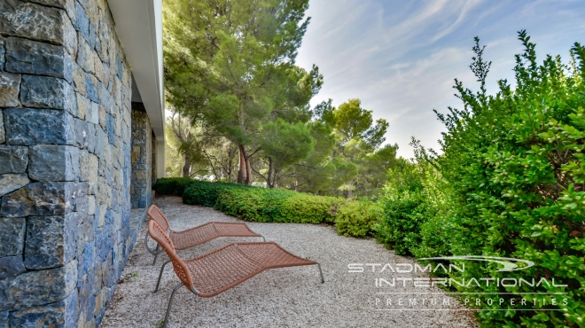 Exceptional Villa with Beautiful Panoramic View and Full Privacy 