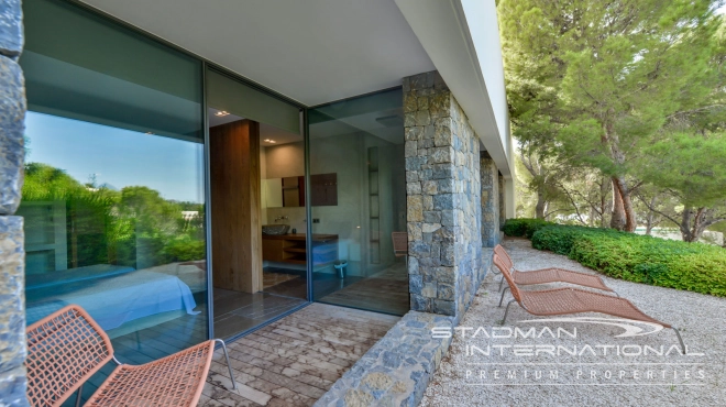 Exceptional Villa with Beautiful Panoramic View and Full Privacy 