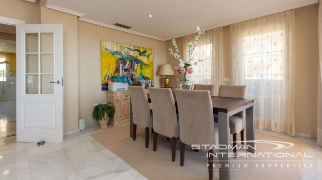 Stor Duplex Penthouse med havutsikt i Altea Hills