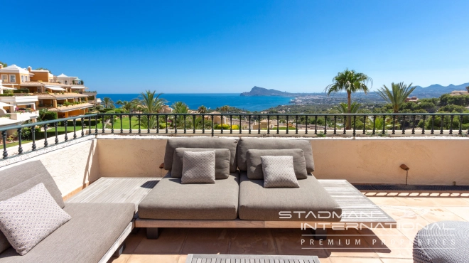 Stor Duplex Penthouse med havutsikt i Altea Hills