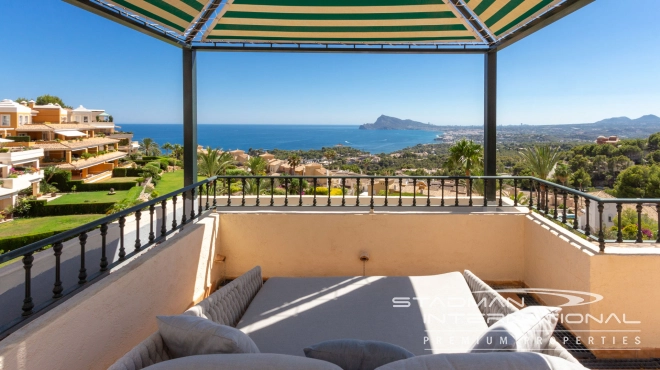 Stor Duplex Penthouse med havutsikt i Altea Hills