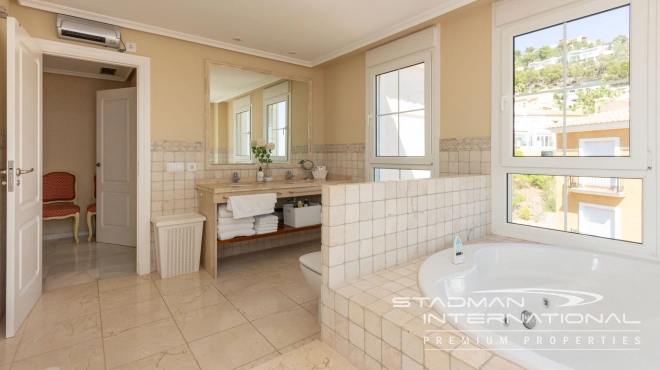 Stor Duplex Penthouse med havutsikt i Altea Hills