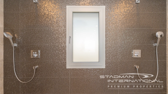 Luxurious Villa with Panoramic Views in Calpe