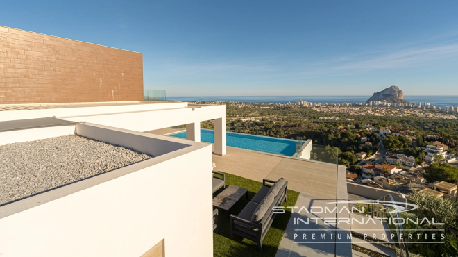 Luxurious Villa with Panoramic Views in Calpe