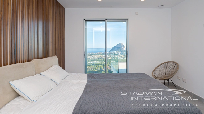 Luxurious Villa with Panoramic Views in Calpe