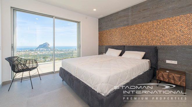 Luxurious Villa with Panoramic Views in Calpe