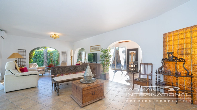 Charming Villa in Albir with Large Garden, Pool, and Comfort