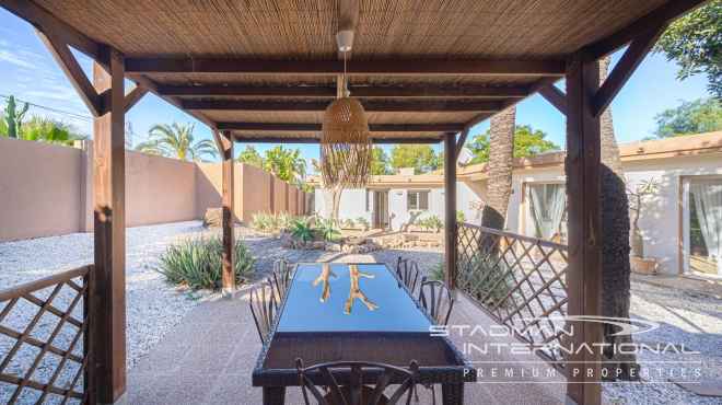 Charming Villa in Albir with Large Garden, Pool, and Comfort