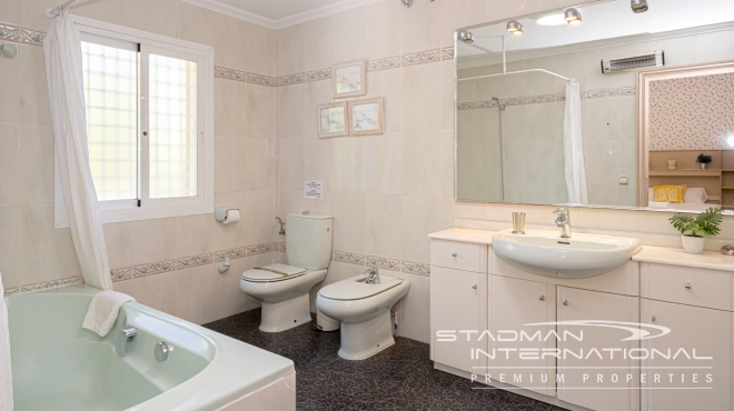 Charming Villa in Albir with Large Garden, Pool, and Comfort