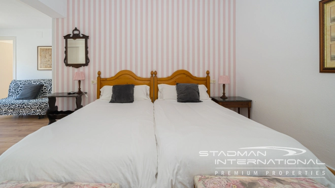 Charming Villa in Albir with Large Garden, Pool, and Comfort