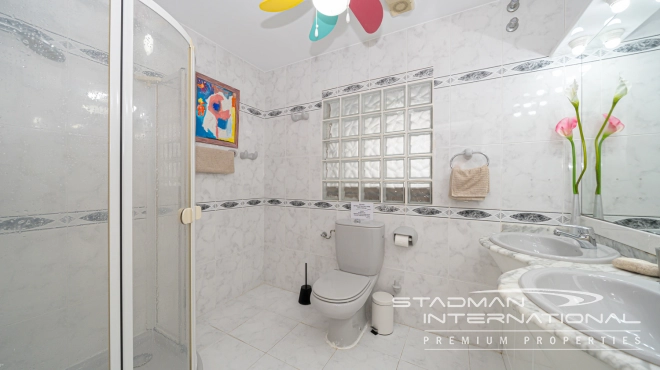 Charming Villa in Albir with Large Garden, Pool, and Comfort