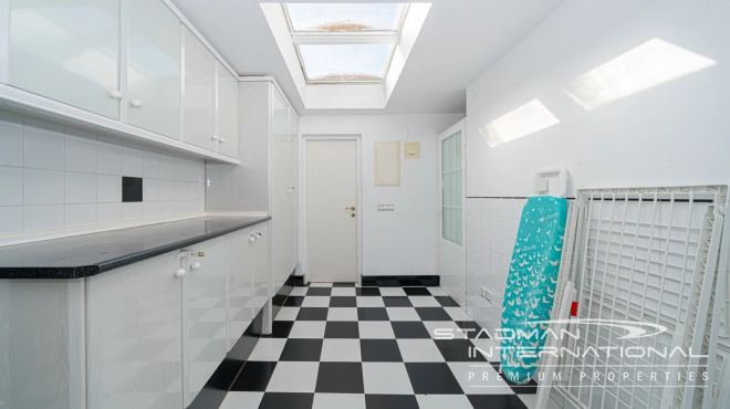 Charming Villa in Albir with Large Garden, Pool, and Comfort