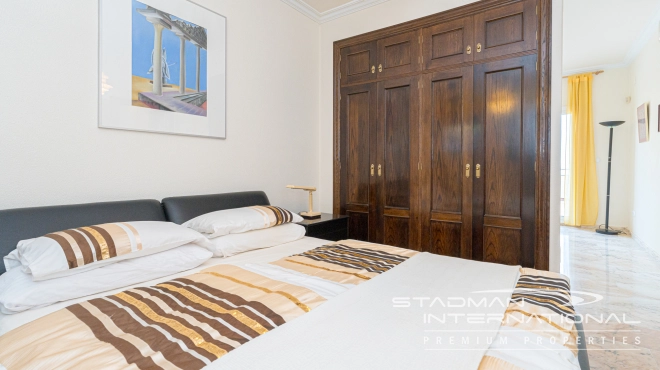 Exclusive Villa on a Large Plot with Sea and Mountain Views