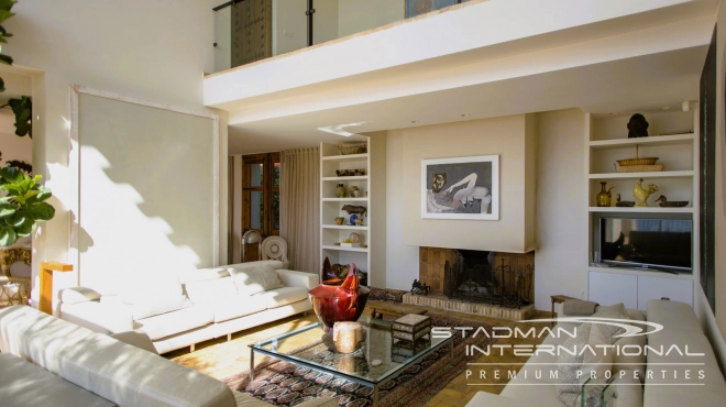 Frontline Piece of Art with easy Access to the Beach and Porto Senso