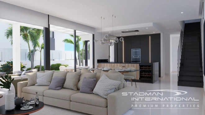 Modern Villas with Panoramic Sea Views in Golf Bahia