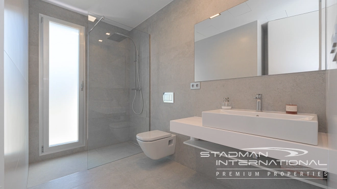 Key Ready Modern Villa near the Golf Course  and the Beach