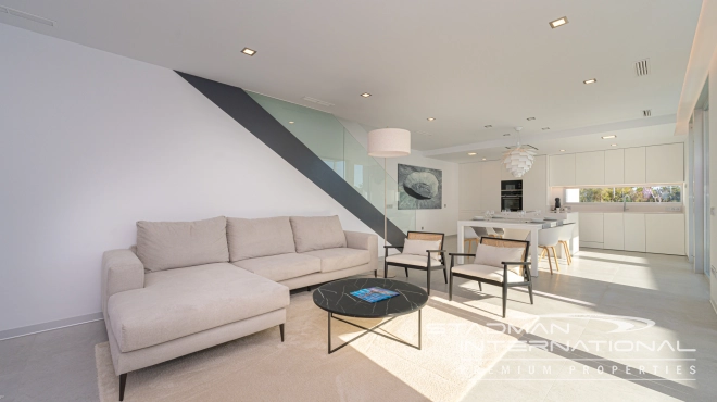 Key Ready Modern Villa near the Golf Course  and the Beach