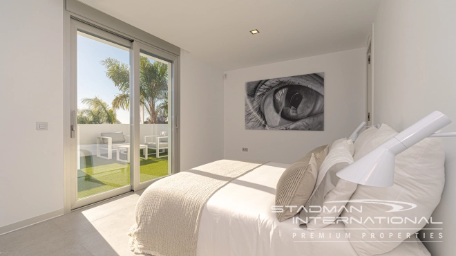 Key Ready Modern Villa near the Golf Course  and the Beach