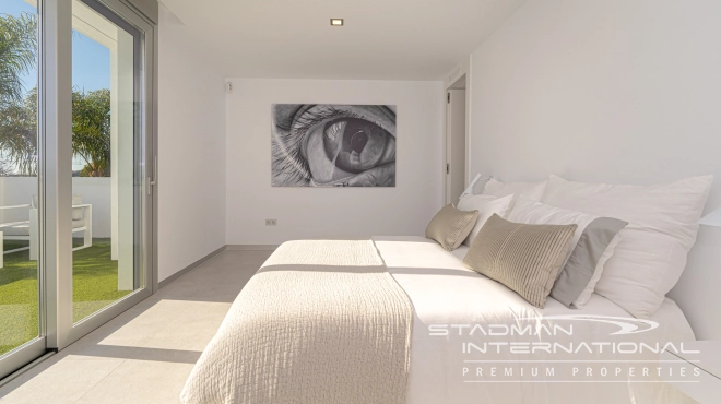 Key Ready Modern Villa near the Golf Course  and the Beach