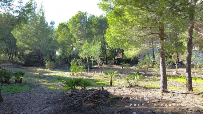 Groot Bouwkavel in de Sierra de Altea, Vlakbij de Golfbaan