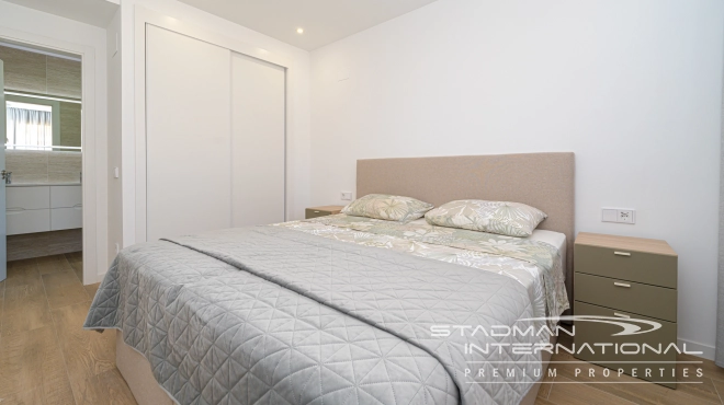 Luxueux Penthouse d'Angle avec Vue sur la Mer et Grandes Terrasses