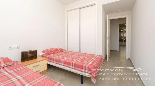 Romslig Hjørneleilighet med Vakker Sjøutsikt i Altea Hills