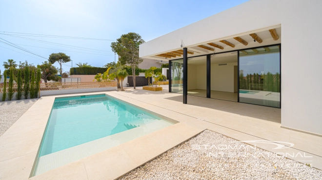 Modern Villa on One Floor in Ibiza Style with Sea View