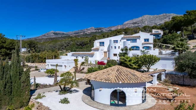 Large Modern Family Villa near Altea La Vella