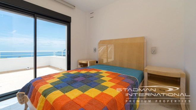 Modern Villa with Fantastic Sea Views in Altea La Vella