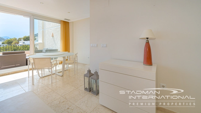 Luksusleilighet med Privat Basseng og Fantastisk Havutsikt