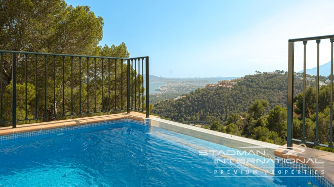 Luksusleilighet med Privat Basseng og Fantastisk Havutsikt