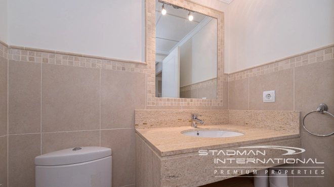 Luksusleilighet med Privat Basseng og Fantastisk Havutsikt