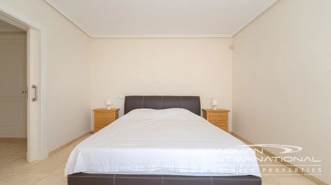 Luksusleilighet med Privat Basseng og Fantastisk Havutsikt