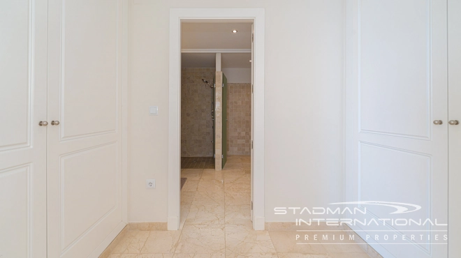 Luksusleilighet med Privat Basseng og Fantastisk Havutsikt